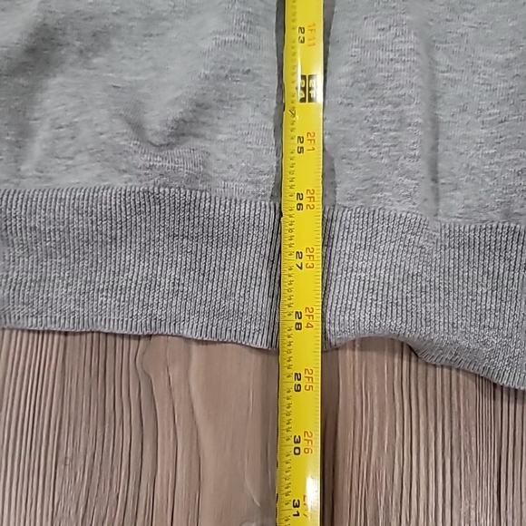 Brooks Brothers Men's Sweater Grey Heather Supima Cotton V-Neck 2XL No. 0020174. - Picture 7 of 7